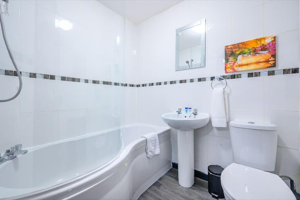 -F5Gh- For Relaxed & Cosy Stay, Free Parking, Wifi Leeds  Zewnętrze zdjęcie